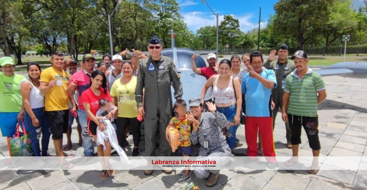Pescadores del Río Magdalena visitaron el Comando Aéreo de Puerto Salgar