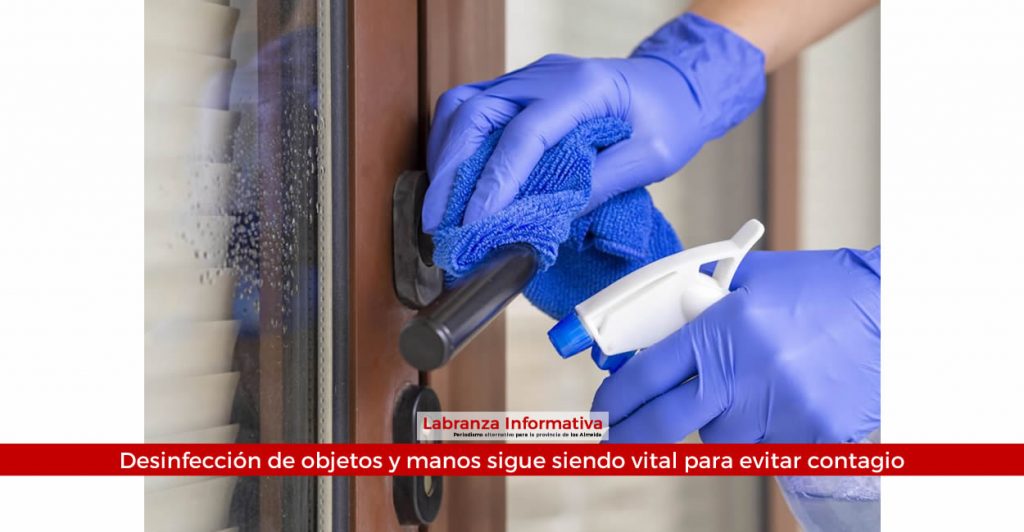 Variante Ómicron de Covid 19 sobrevive más tiempo en superficies y la piel