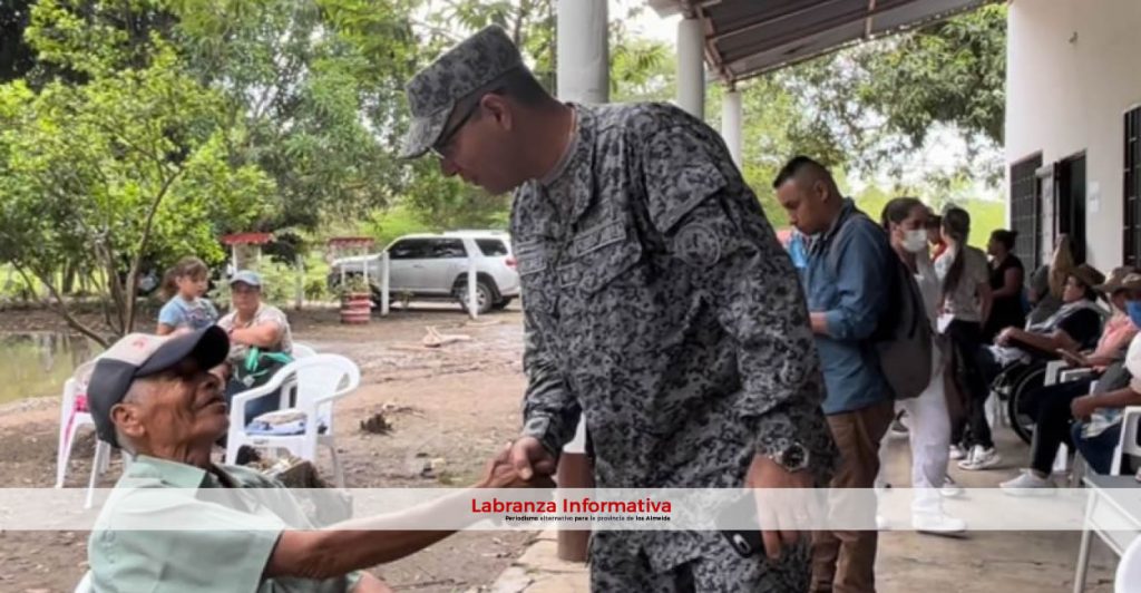 Jornada de apoyo al desarrollo por parte de la Fuerza Aérea Colombiana en Cundinamarca