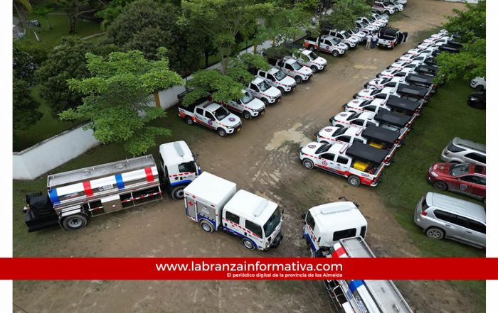 Gobernación de Cundinamarca entregó vehículos de emergencia para Suesca, Chocontá y otros municipios