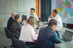 Aeronáutica Civil respalda proyecto del Gobernador Rey para convertir El Dorado en aeropuerto regional