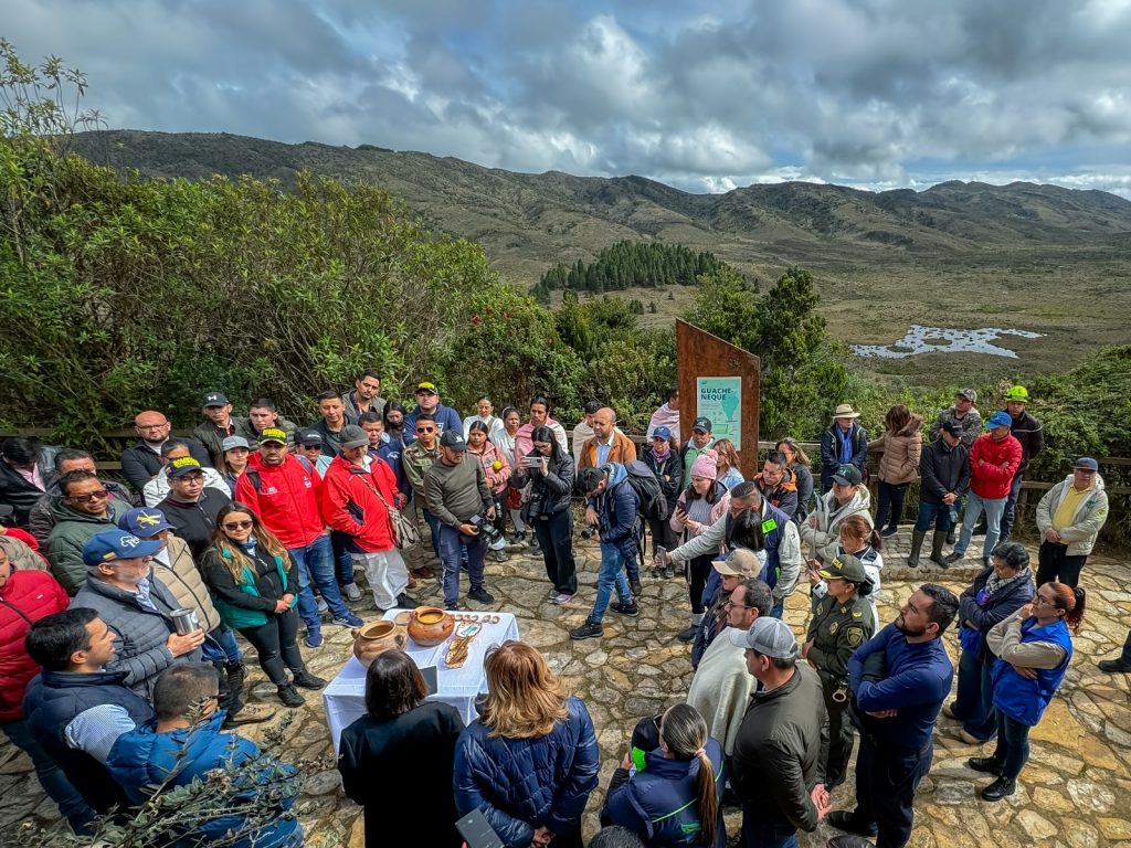 Con pagamento indígena autoridades y comunidades nativas rinden homenaje al río Bogotá