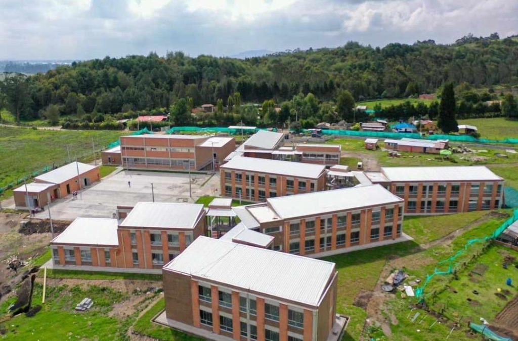 Sólo falta un 5% para terminar la nueva sede educativa “Nuestra Señora de la Gracia”, en Bojacá