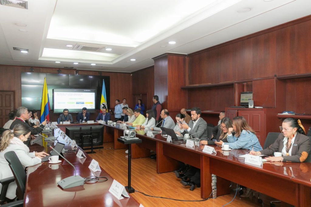 CAR y Gobernación de Cundinamarca: Un frente común por el progreso y cuidado ambiental del departamento