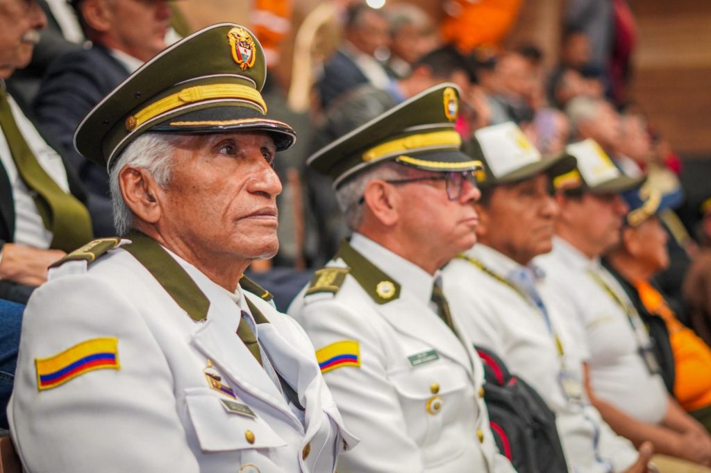 Cundinamarca honró a los veteranos de la Fuerza Pública del departamento