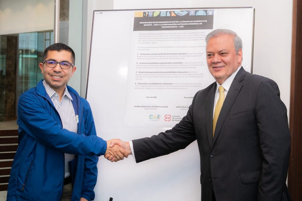 CAR y CCB firman alianza por la sostenibilidad