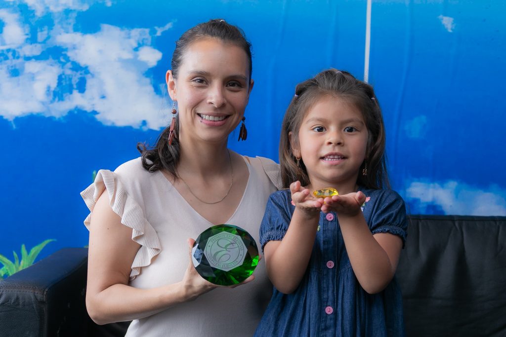 Quinta Saroco de Silvania, modelo de negocio verde de la CAR, obtiene el galardón de la Sostenibilidad en los Premios Excelencias Turísticas 2025 en España