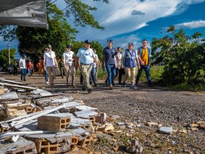 Gobernador Jorge Rey lidera respuesta ante sismo que deja más de 350 viviendas afectadas en Cundinamarca