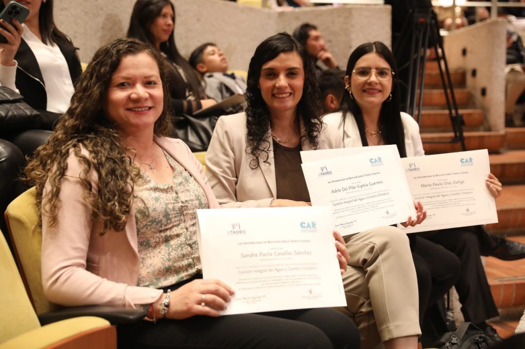 Hito en la gestión del agua: CAR y Tadeo Lozano Gradúan a 257 nuevos líderes hídricos