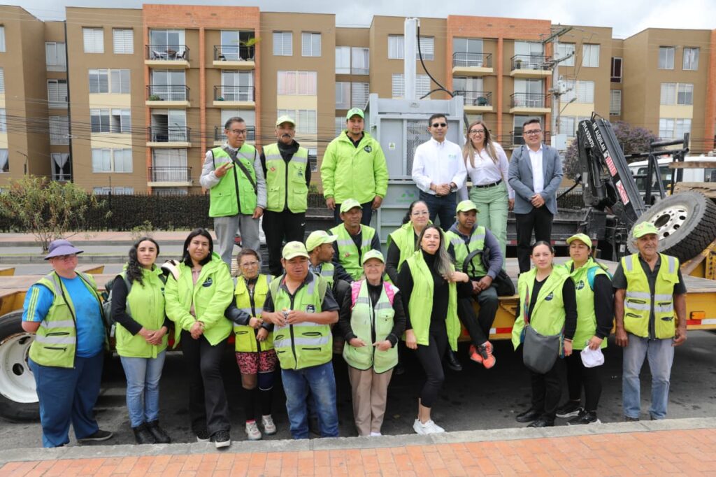 La CAR equipa a los héroes del reciclaje: más de 1.800 herramientas para transformar los residuos en oportunidades