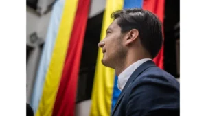 CNE descarta la doble militancia y deja en pie la candidatura de Daniel Bernal a la Cámara de Representantes