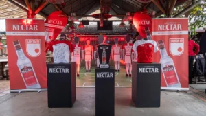 Aguardiente Néctar regresa a la camiseta de Santa Fe y amplía su alcance en el país