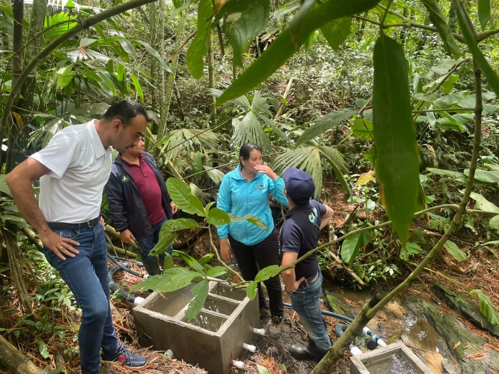 Comunidades de Cundinamarca aprenderán a medir el agua que consumen para enfrentar el fenómeno de El Niño