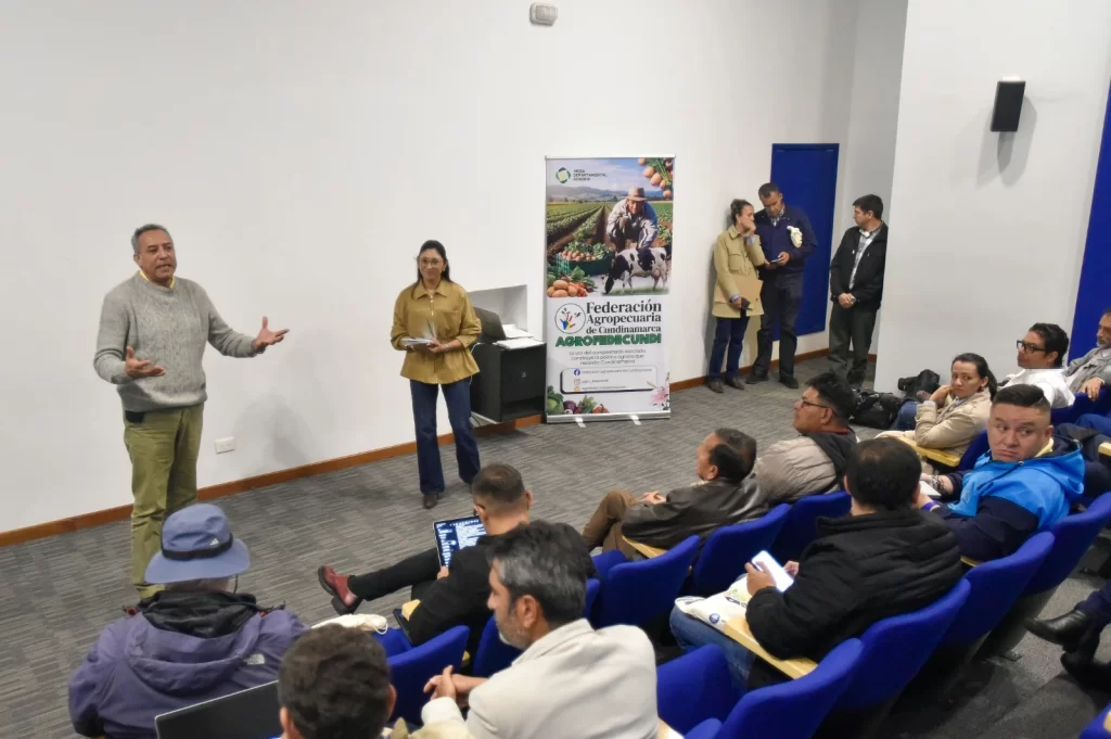 Sector lácteo cierra los foros para construir la Política Pública de Desarrollo Rural de Cundinamarca